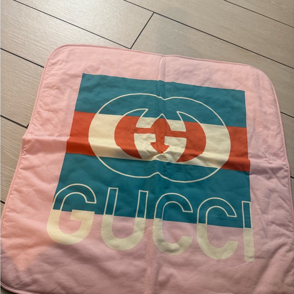 Gucci Baby Girl Logo Blanket • Pink Multicolor • NWT w/ Box